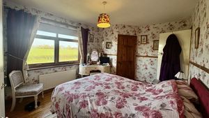 Photo 16- click for photo gallery